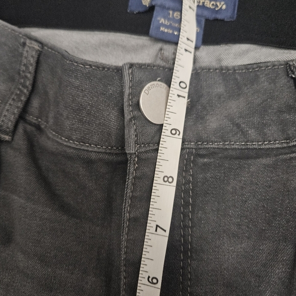 Womens democracy plus size gray jeans! - Picture 8 of 9